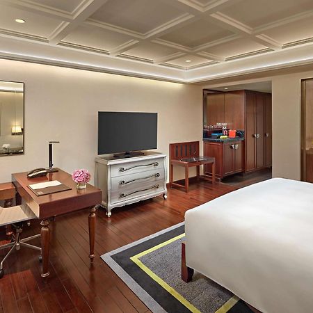Moevenpick Hotel Hanoi Centre Екстериор снимка
